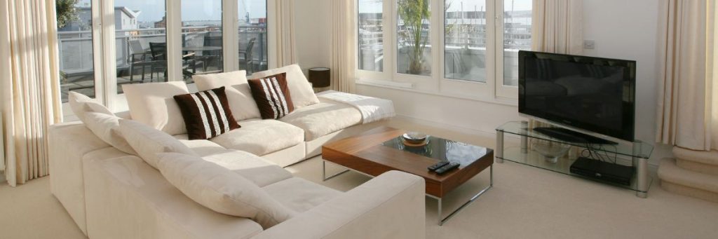 Apartment Hunting: Key Factors to Consider Before Signing the Lease